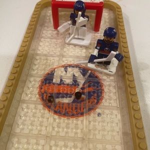 OYO Sports Backyard Hockey Rink NY Islanders with minifigs